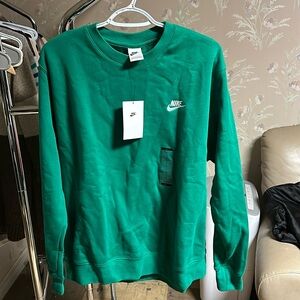 Nike Men’s Green Crewneck Sweater Size L